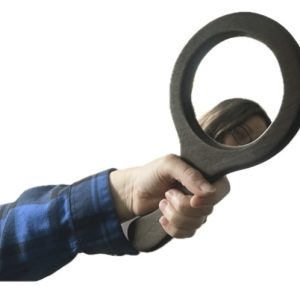 The Queens Hand Mirror